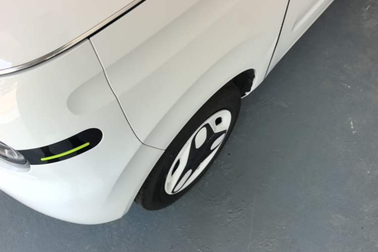 Used Geely Galaxy Panda 2025 210 km – Yuanqi Bear Left Front Wheel Hub
