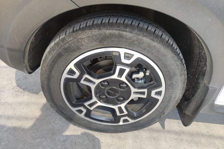 Used Geely Galaxy Panda 2025 210km Panda Kart Left Front Wheel Hub