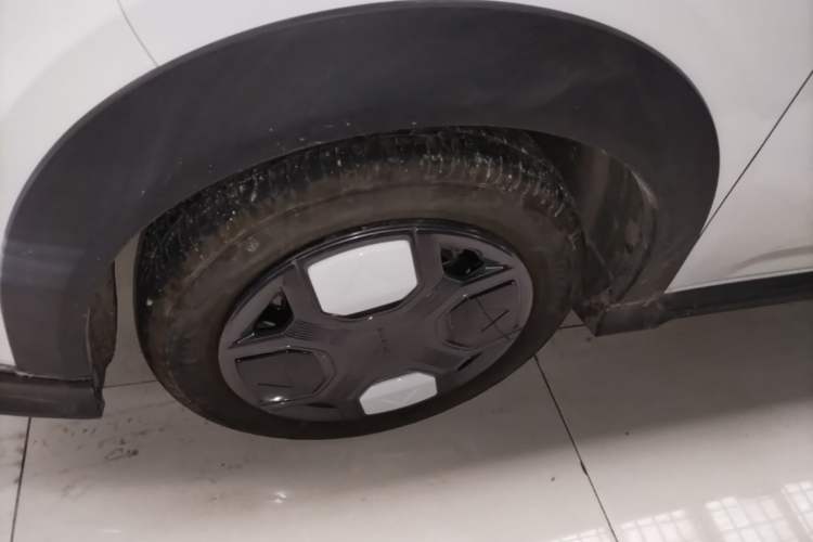 Used Geely Galaxy Panda 2025 210km Panda Kart Left Front Wheel Hub