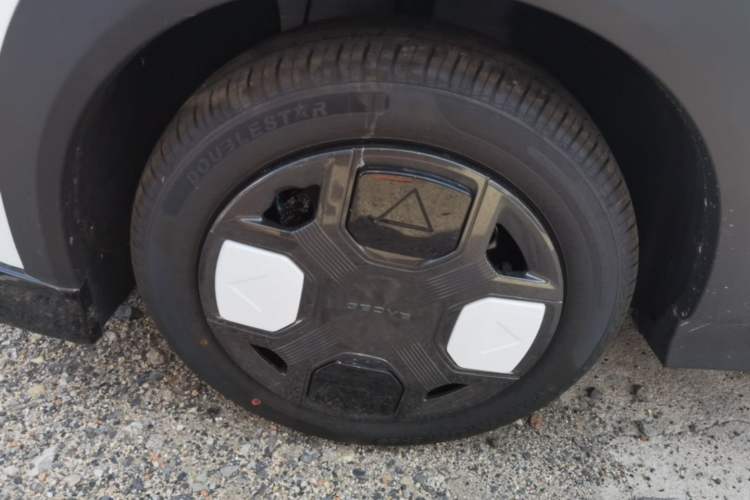Used Geely Galaxy Panda 2025 210km Panda Kart Left Front Wheel Hub