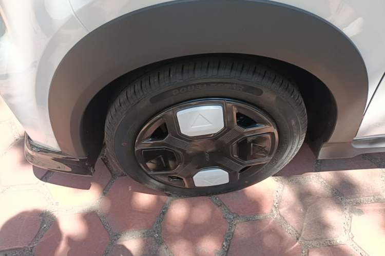 Used Geely Galaxy Panda 2025 210km Panda Kart Left Front Wheel Hub