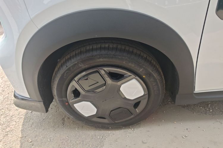 Used Geely Galaxy Panda 2025 210km Panda Kart Left Front Wheel Hub