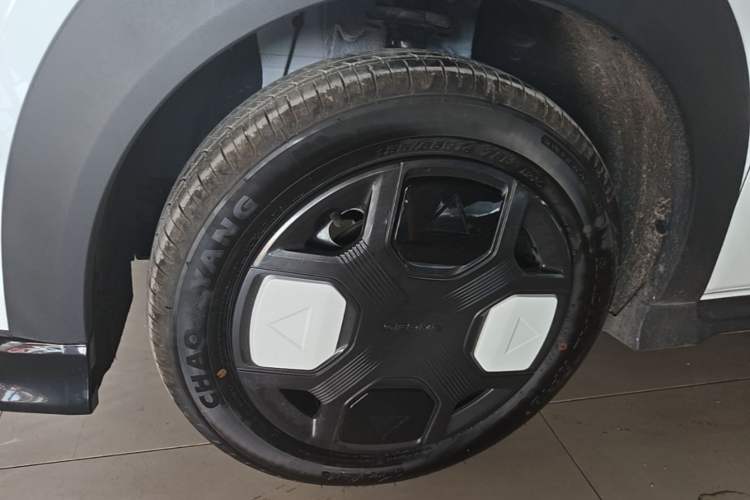 Used Geely Galaxy Panda 2025 210km Panda Kart Left Front Wheel Hub