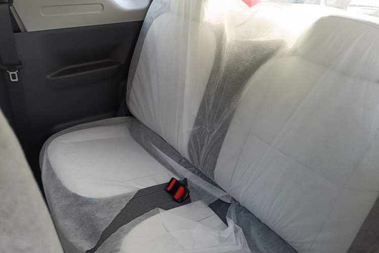 Used Geely Galaxy Panda 2025 210 km – Yuanqi Bear Left Rear Seat