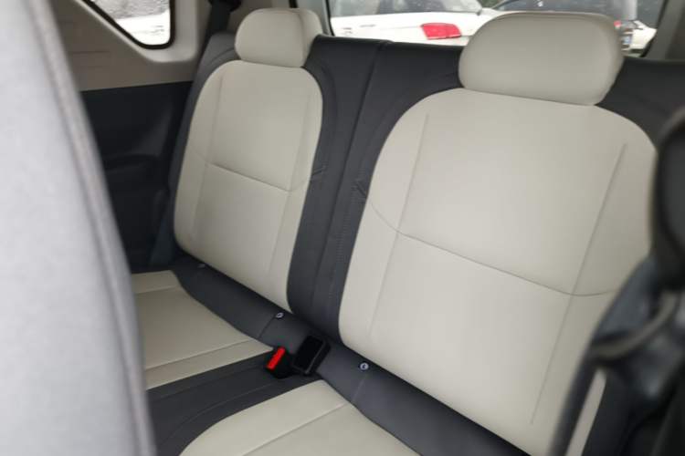 Used Geely Galaxy Panda 2025 210km Panda Kart Left Rear Seat