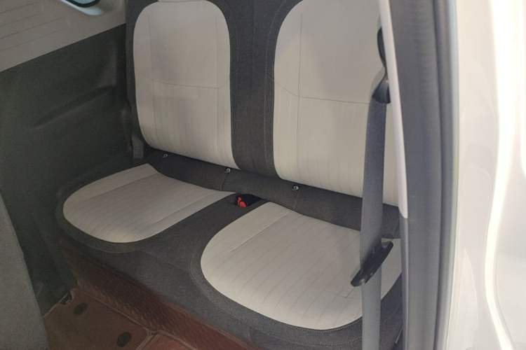 Used Geely Galaxy Panda 2025 210 km – Yuanqi Bear Left Rear Seat