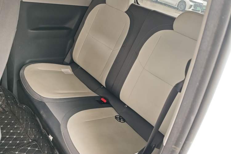 Used Geely Galaxy Panda 2025 210km Panda Kart Left Rear Seat