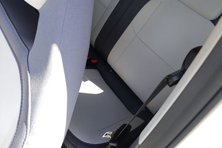 Used Geely Galaxy Panda 2025 210km Panda Rider Left Rear Seat