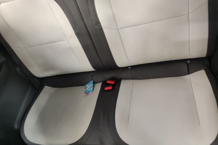 Used Geely Galaxy Panda 2025 210km Panda Rider Left Rear Seat