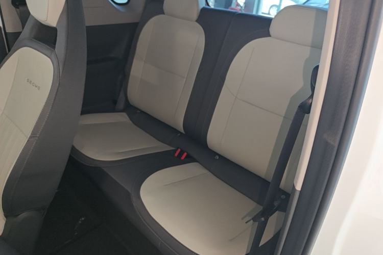 Used Geely Galaxy Panda 2025 210km Panda Kart Left Rear Seat