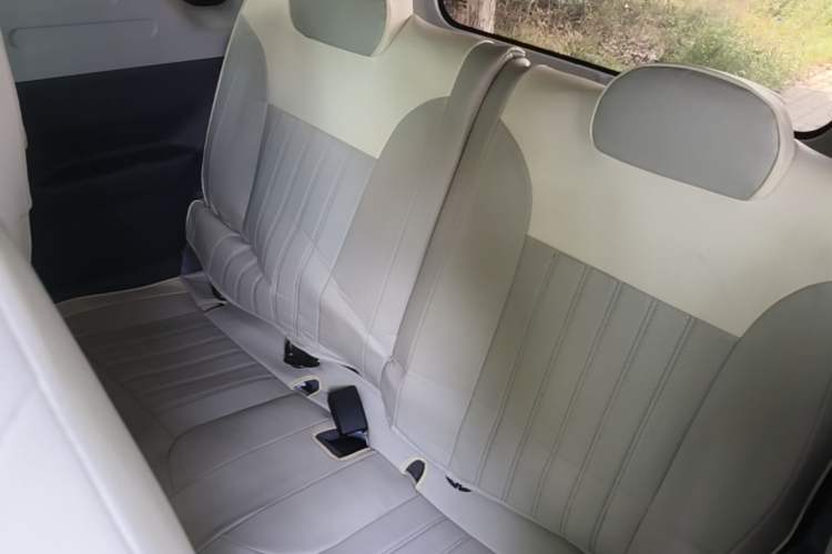 Used Geely Galaxy Panda 2025 210 km – Yuanqi Bear Left Rear Seat