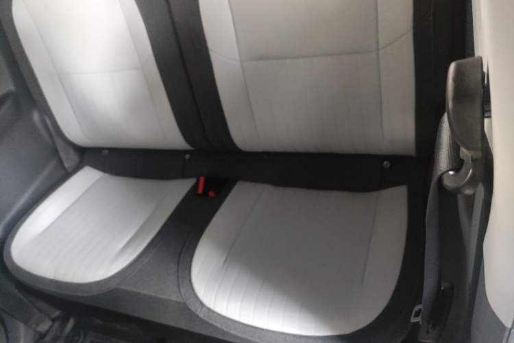 Used Geely Galaxy Panda 2025 210 km – Yuanqi Bear Left Rear Seat