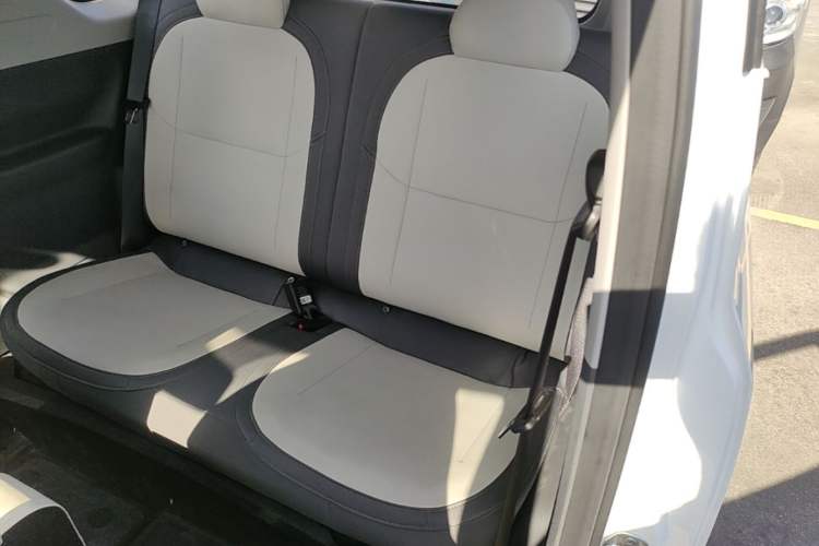 Used Geely Galaxy Panda 2025 210km Panda Kart Left Rear Seat