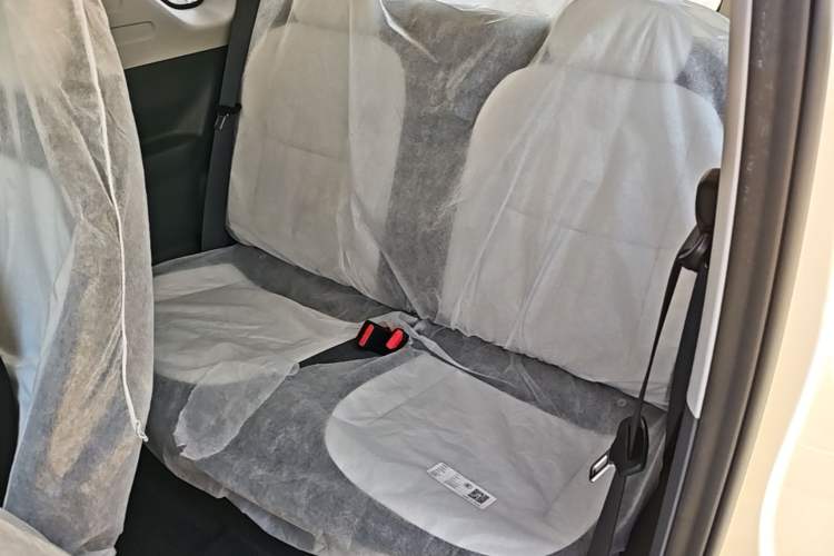 Used Geely Galaxy Panda 2025 210 km – Yuanqi Bear Left Rear Seat