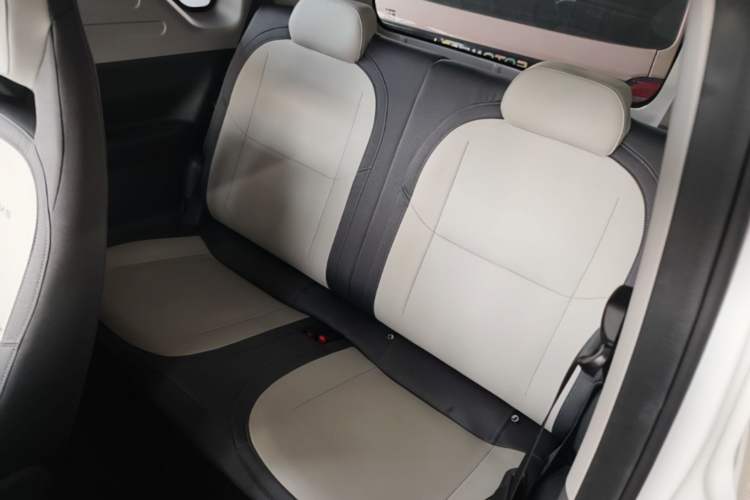 Used Geely Galaxy Panda 2025 210km Panda Kart Left Rear Seat