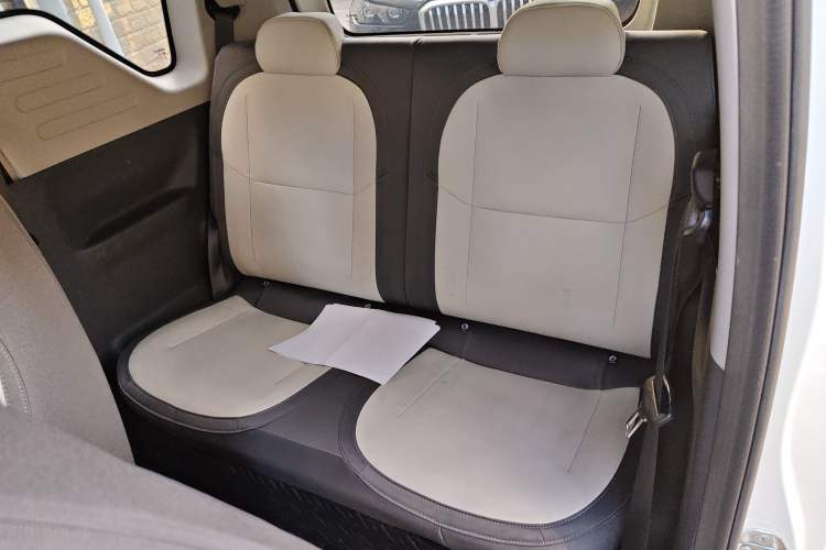 Used Geely Galaxy Panda 2025 210km Panda Rider Left Rear Seat