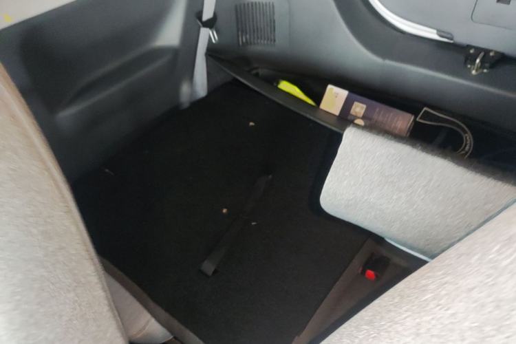 Used Geely Galaxy Panda 2025 210 km – Yuanqi Bear Left Rear Seat