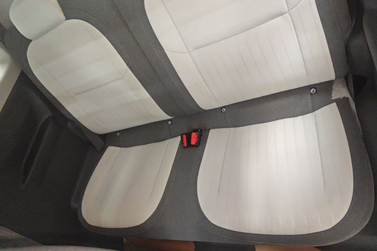 Used Geely Galaxy Panda 2025 210 km – Yuanqi Bear Left Rear Seat