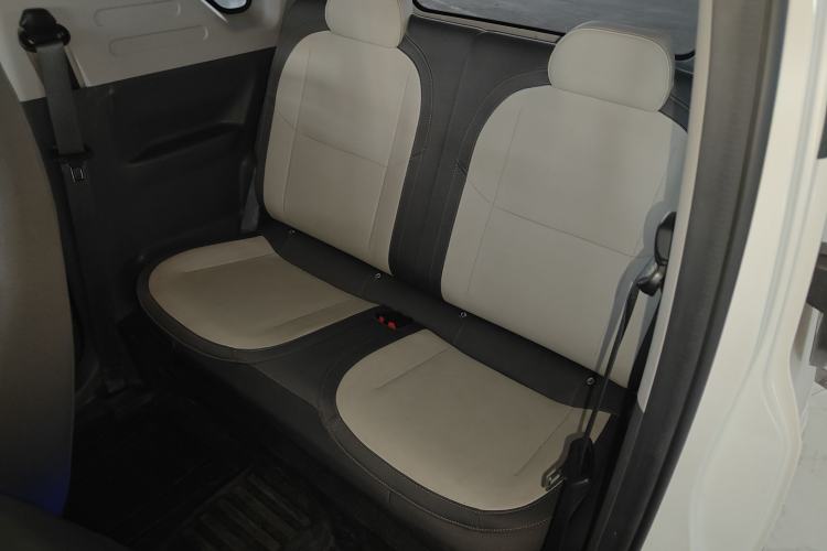 Used Geely Galaxy Panda 2025 210km Panda Rider Left Rear Seat