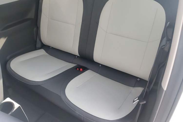 Used Geely Galaxy Panda 2025 210km Panda Kart Left Rear Seat