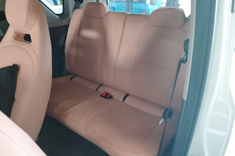 Used Geely Galaxy Panda 2025 210km Panda Kart Left Rear Seat