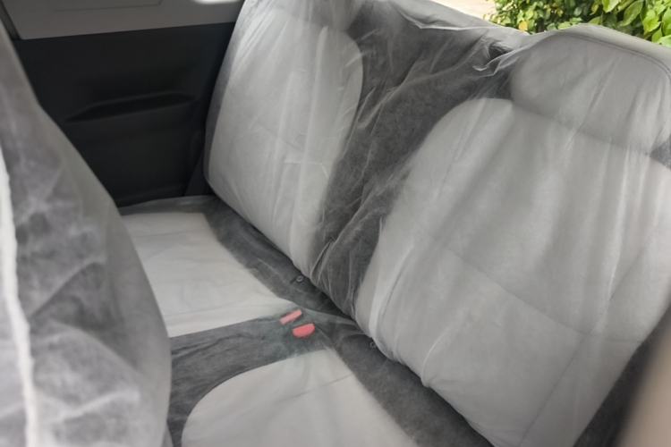 Used Geely Galaxy Panda 2025 210 km – Yuanqi Bear Left Rear Seat