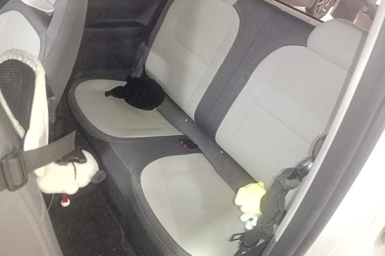 Used Geely Galaxy Panda 2025 210km Panda Rider Left Rear Seat