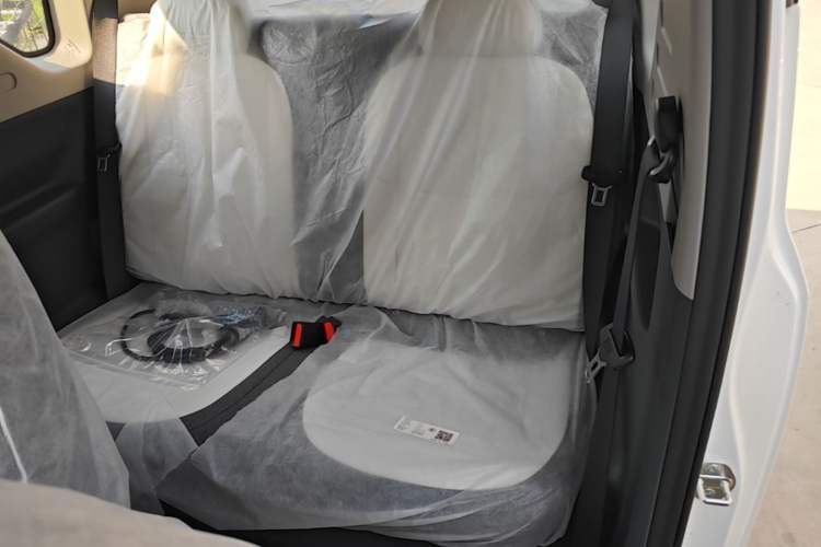 Used Geely Galaxy Panda 2025 210 km – Yuanqi Bear Left Rear Seat