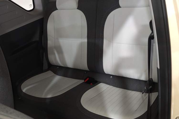 Used Geely Galaxy Panda 2025 210 km – Yuanqi Bear Left Rear Seat