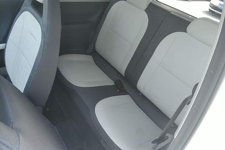 Used Geely Galaxy Panda 2025 210km Panda Kart Left Rear Seat