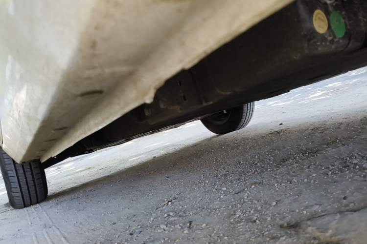 Used Geely Galaxy Panda 2025 210 km – Yuanqi Bear Left Side Sill