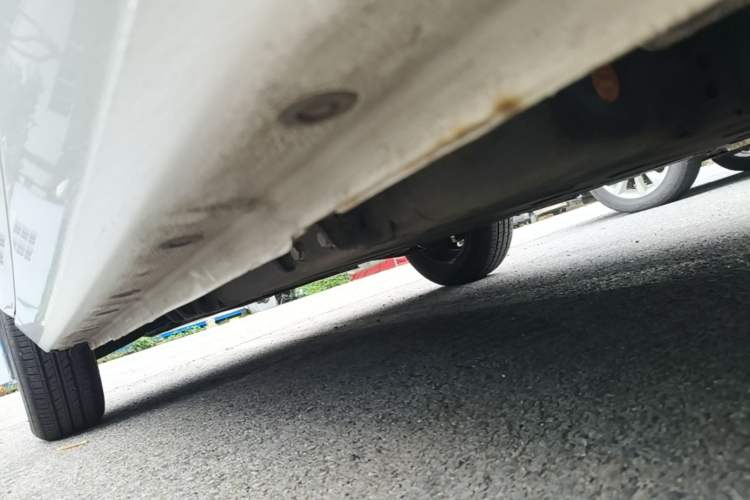 Used Geely Galaxy Panda 2025 210 km – Yuanqi Bear Left Side Sill