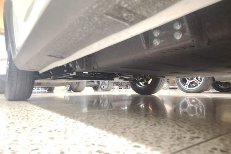 Used Geely Galaxy Panda 2025 210km Panda Rider Left Side Sill