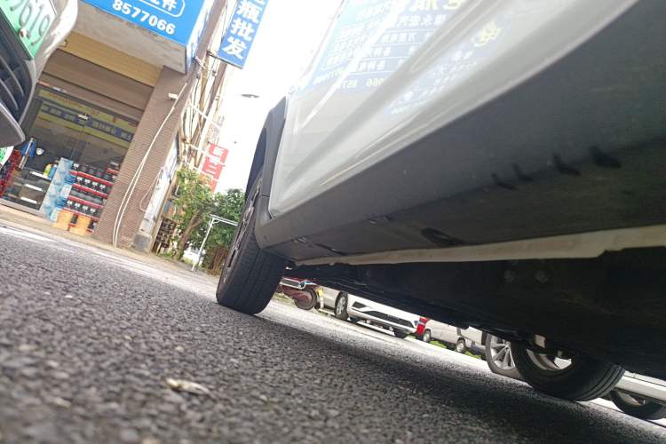 Used Geely Galaxy Panda 2025 210km Panda Rider Left Side Sill