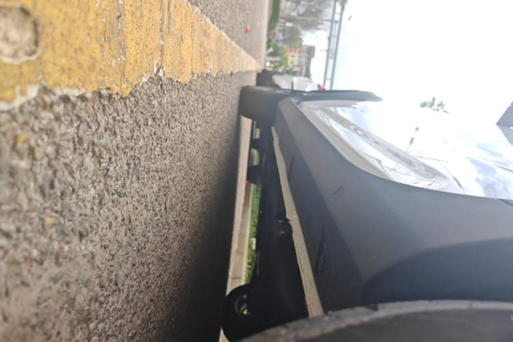 Used Geely Galaxy Panda 2025 210km Panda Rider Left Side Sill