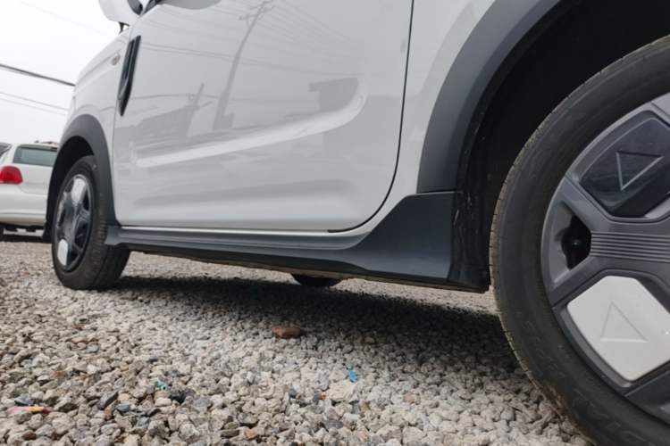 Used Geely Galaxy Panda 2025 210km Panda Kart Left Side Sill