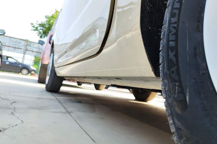 Used Geely Galaxy Panda 2025 210 km – Yuanqi Bear Left Side Sill