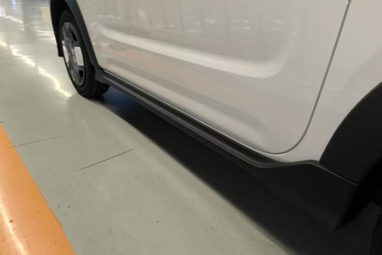 Used Geely Galaxy Panda 2025 210km Panda Kart Left Side Sill