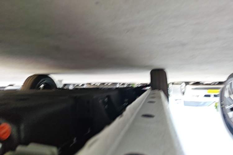 Used Geely Galaxy Panda 2025 210 km – Yuanqi Bear Left Side Sill