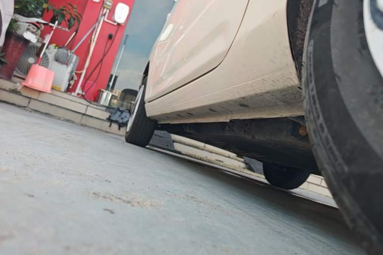 Used Geely Galaxy Panda 2025 210 km – Yuanqi Bear Left Side Sill