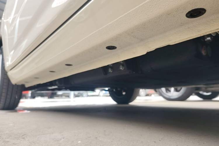 Used Geely Galaxy Panda 2025 210 km – Yuanqi Bear Left Side Sill
