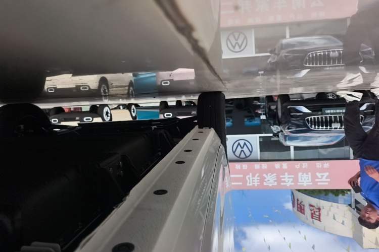 Used Geely Galaxy Panda 2025 210 km – Yuanqi Bear Left Side Sill