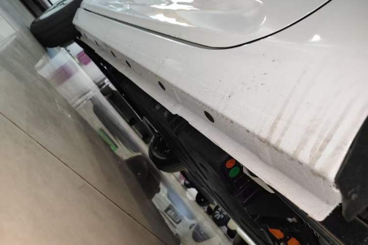 Used Geely Galaxy Panda 2025 210 km – Yuanqi Bear Left Side Sill