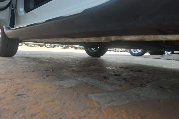 Used Geely Galaxy Panda 2025 210km Panda Rider Left Side Sill