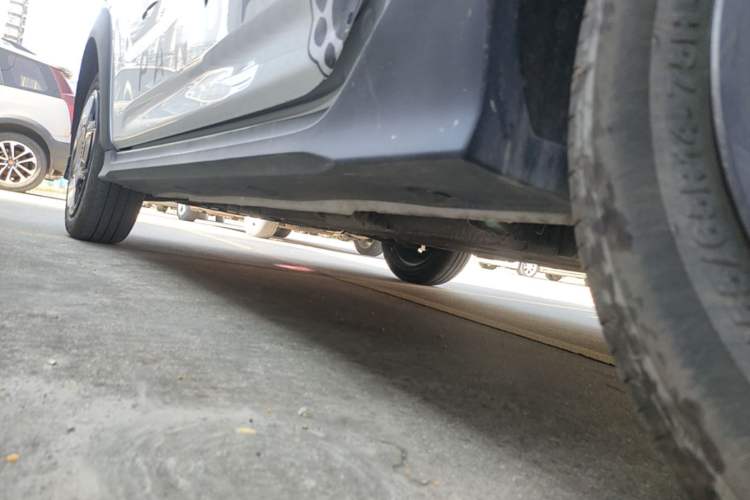 Used Geely Galaxy Panda 2025 210km Panda Kart Left Side Sill