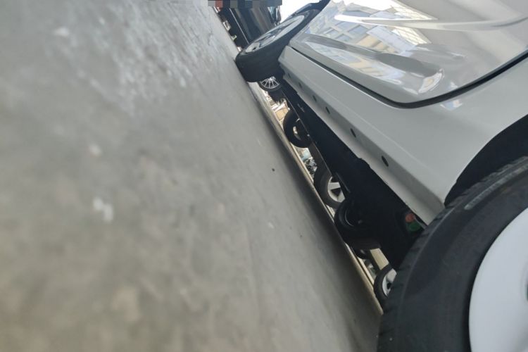 Used Geely Galaxy Panda 2025 210 km – Yuanqi Bear Left Side Sill