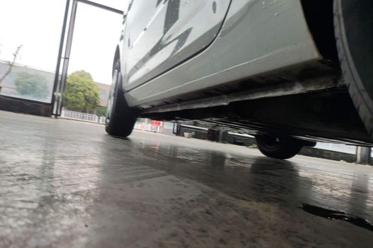 Used Geely Galaxy Panda 2025 210 km – Yuanqi Bear Left Side Sill