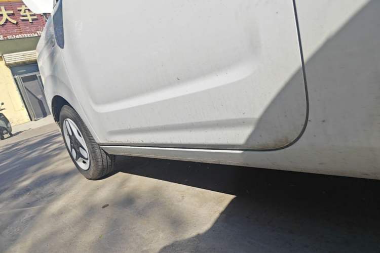 Used Geely Galaxy Panda 2025 210 km – Yuanqi Bear Left Side Sill
