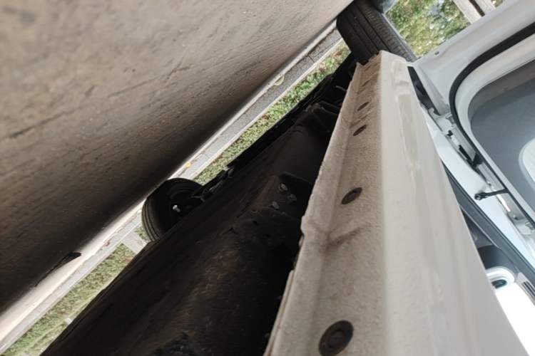 Used Geely Galaxy Panda 2025 210 km – Yuanqi Bear Left Side Sill