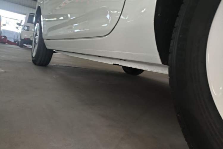 Used Geely Galaxy Panda 2025 210 km – Yuanqi Bear Left Side Sill
